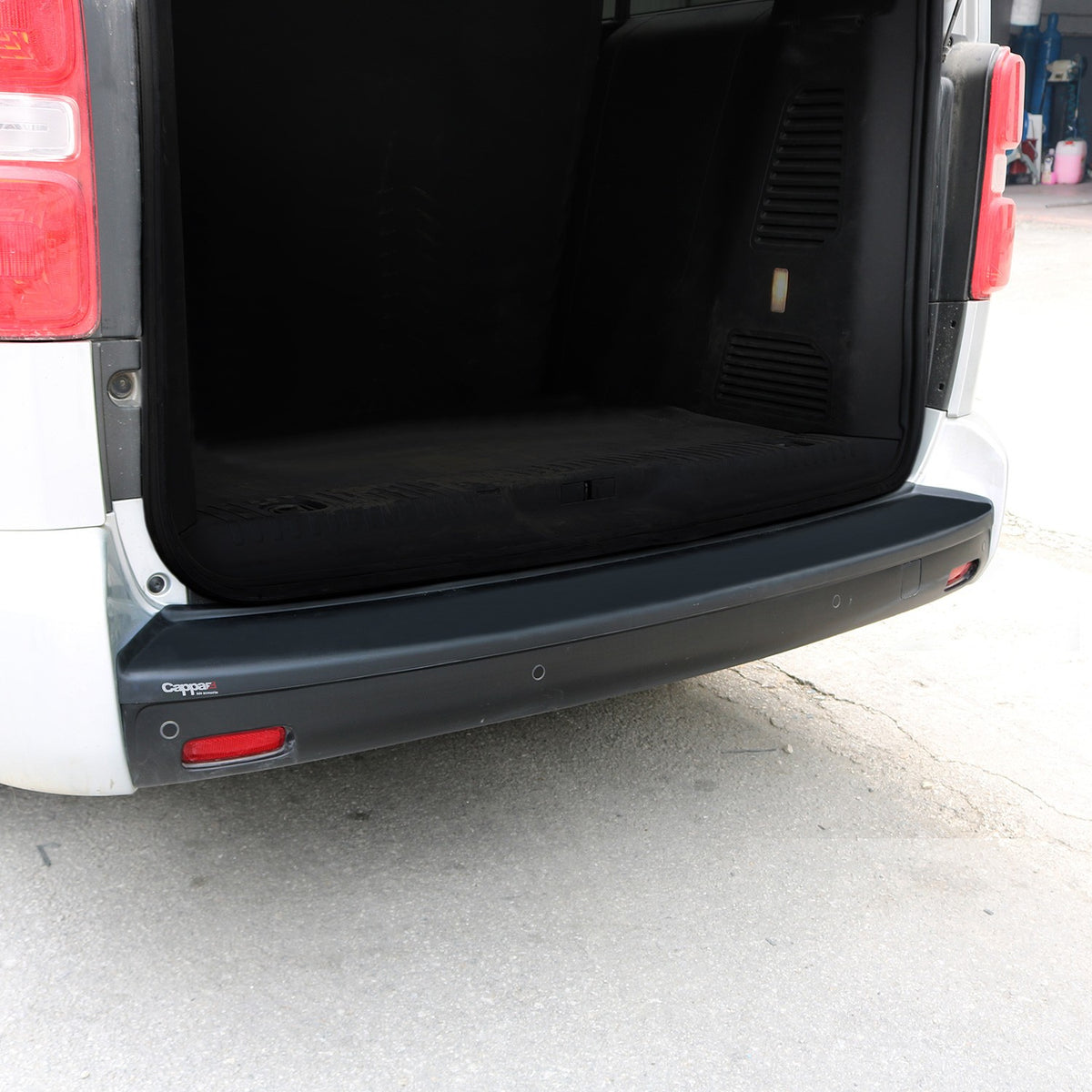 Citroen Jumpy 3 2016-2026 ile Uyumlu Arka Tampon Eşiği Mat