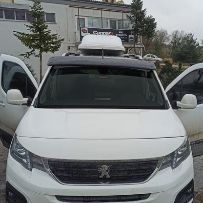 Peugeot Rifter 2018-2026 ile Uyumlu Ön Cam Güneşliği