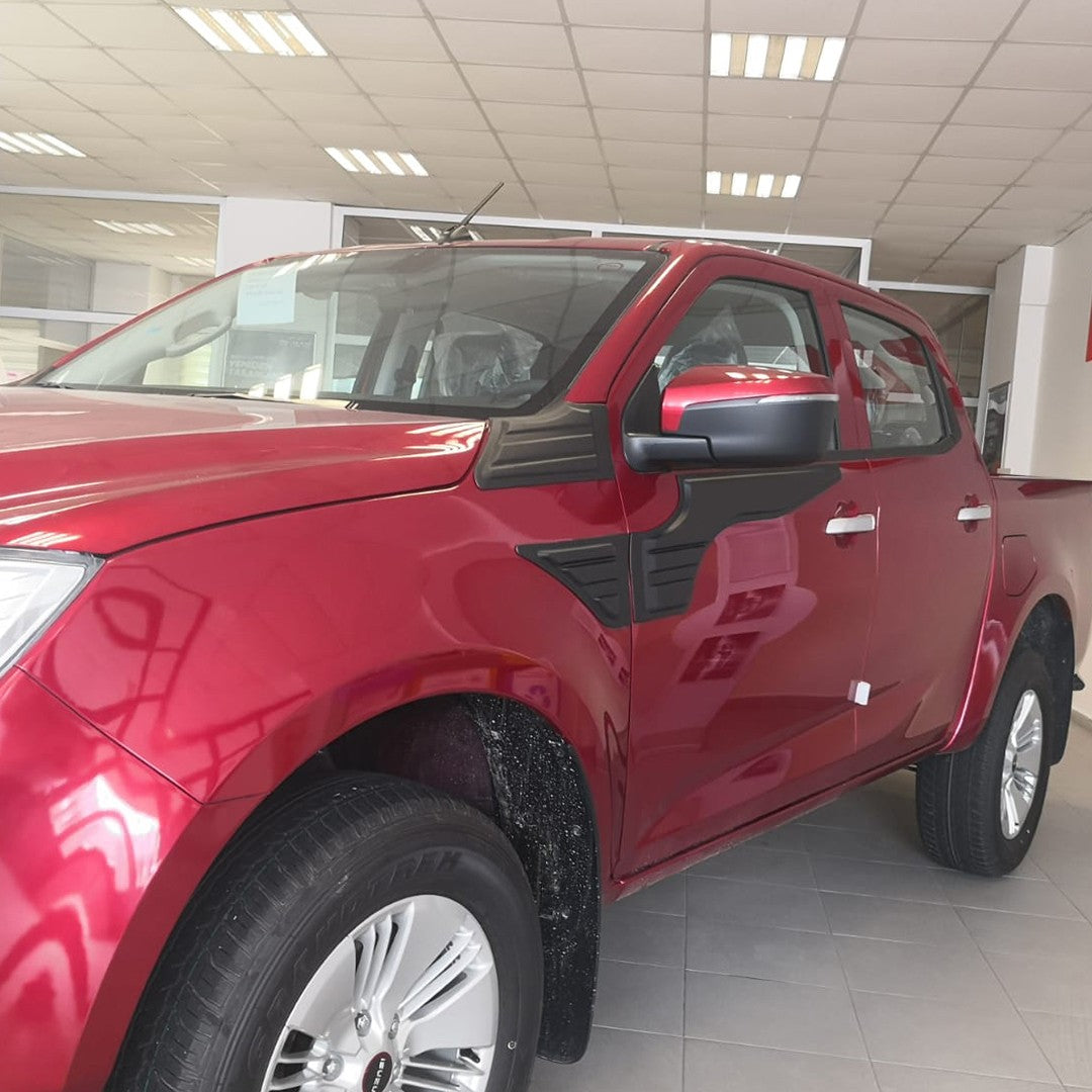 Isuzu D-Max 3 2019-2026 ile Uyumlu Kapı Dodik Yarasa 6 Adet
