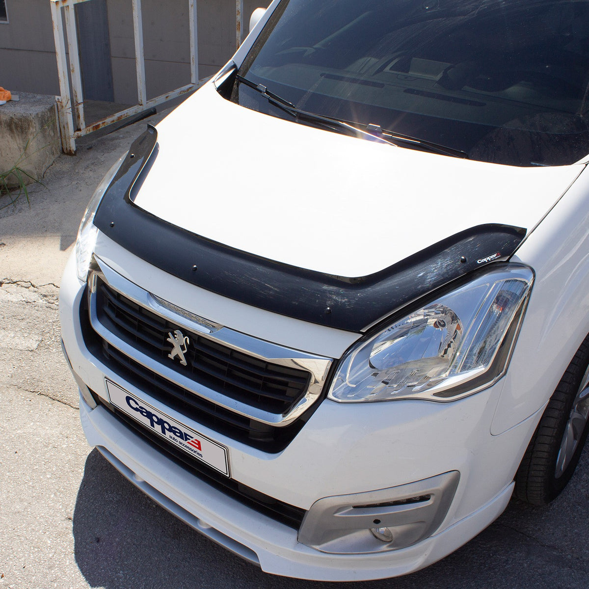 Peugeot Partner 2 2012-2018 ile Uyumlu Kaput Rüzgarlığı