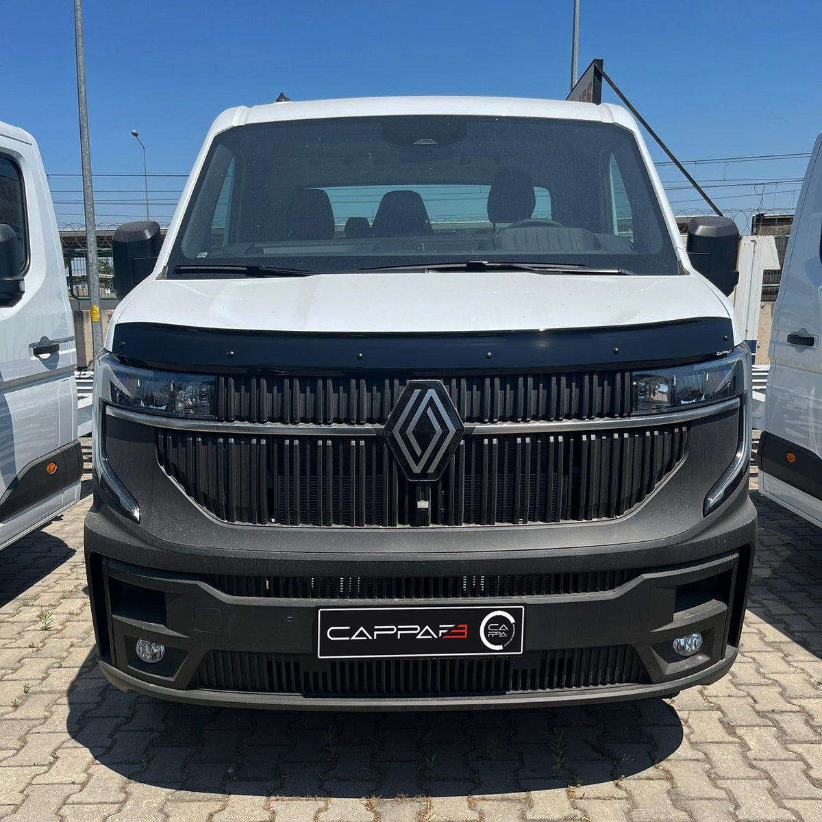 Renault Master 3 2019-2024 ile Uyumlu Kaput Rüzgarlığı