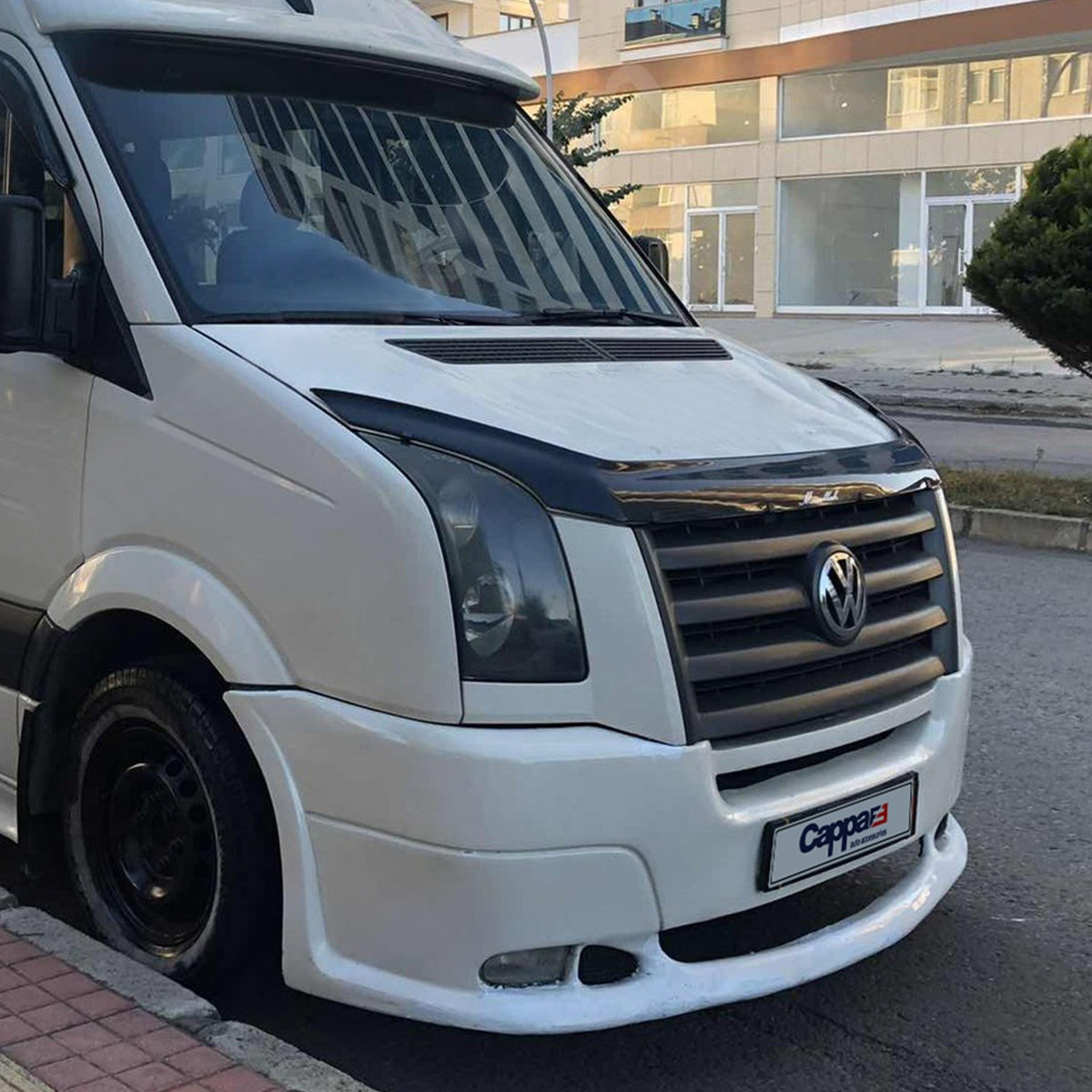 Volkswagen Crafter 2 2018-2026 ile Uyumlu Kaput Rüzgarlığı Yapıştırmalı Mat