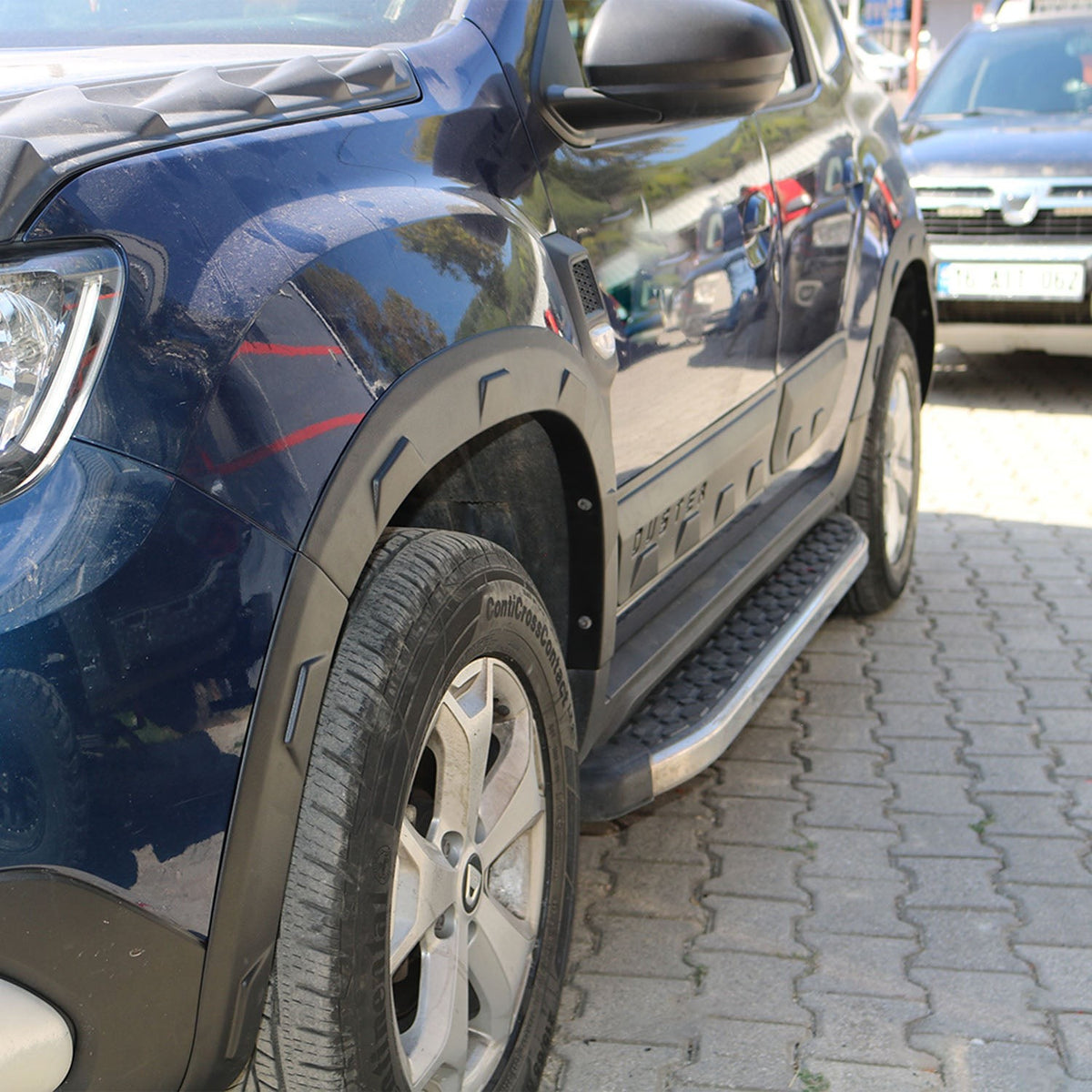 Dacia Duster 2 2018-2023 ile Uyumlu Kapı ve Çamurluk Dodik Seti Damalı Sensörlü Mat 12 Adet
