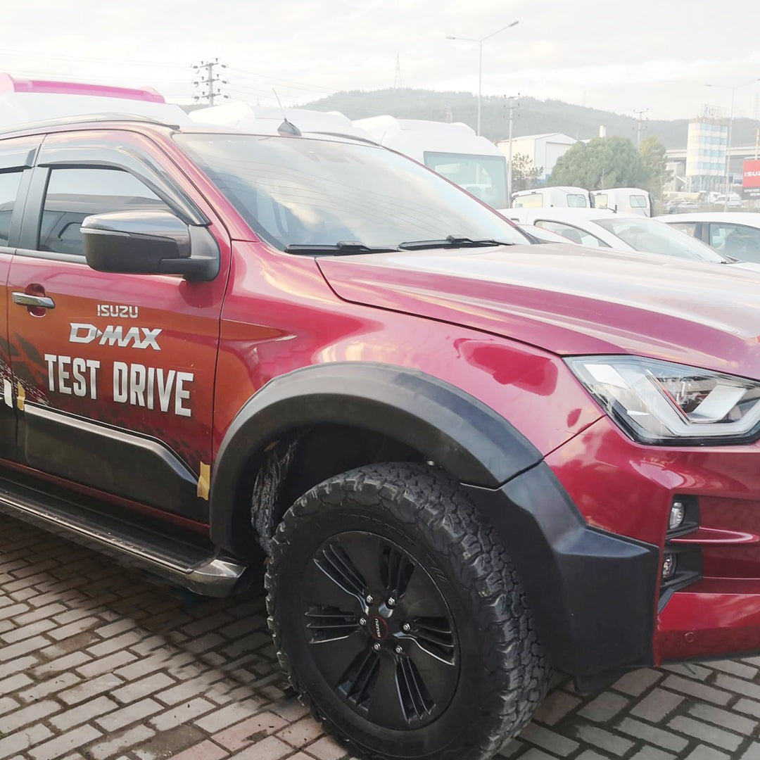 Isuzu D-Max 2 2012-2019 ile Uyumlu Çamurluk Dodik Mat 4 Adet
