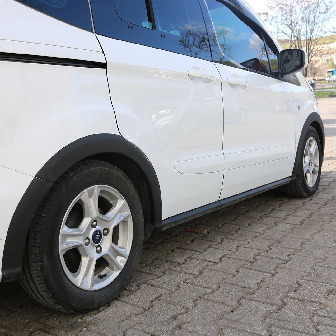 Ford Transit / Tourneo Courier 1 2018-2023 ile Uyumlu Kapı Dodik 4 Adet