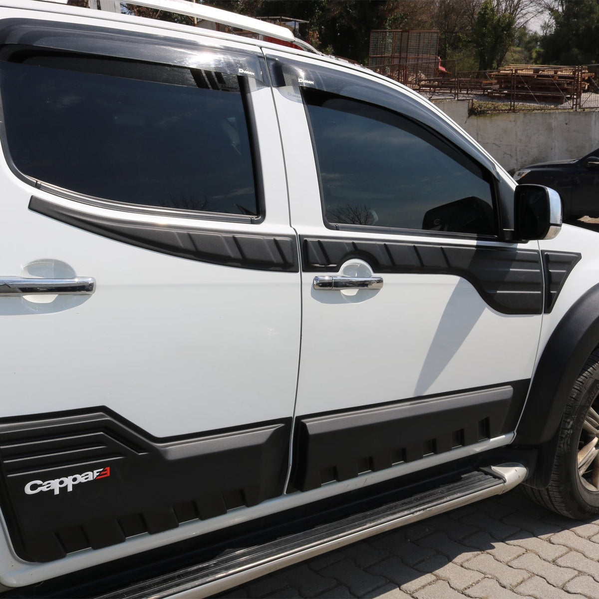 Isuzu D-Max 2 2012-2019 ile Uyumlu Kapı Dodik Yarasa Mat 6 Adet