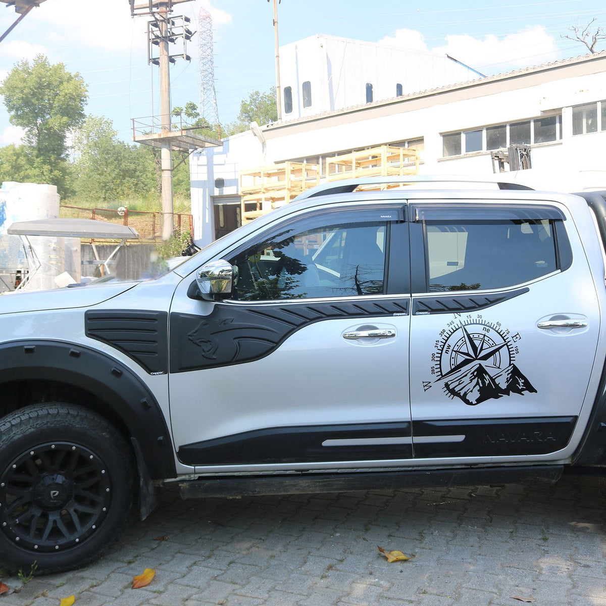 Nissan Navara 3 2016-2021 ile Uyumlu Kapı Dodik Mat 4 Adet