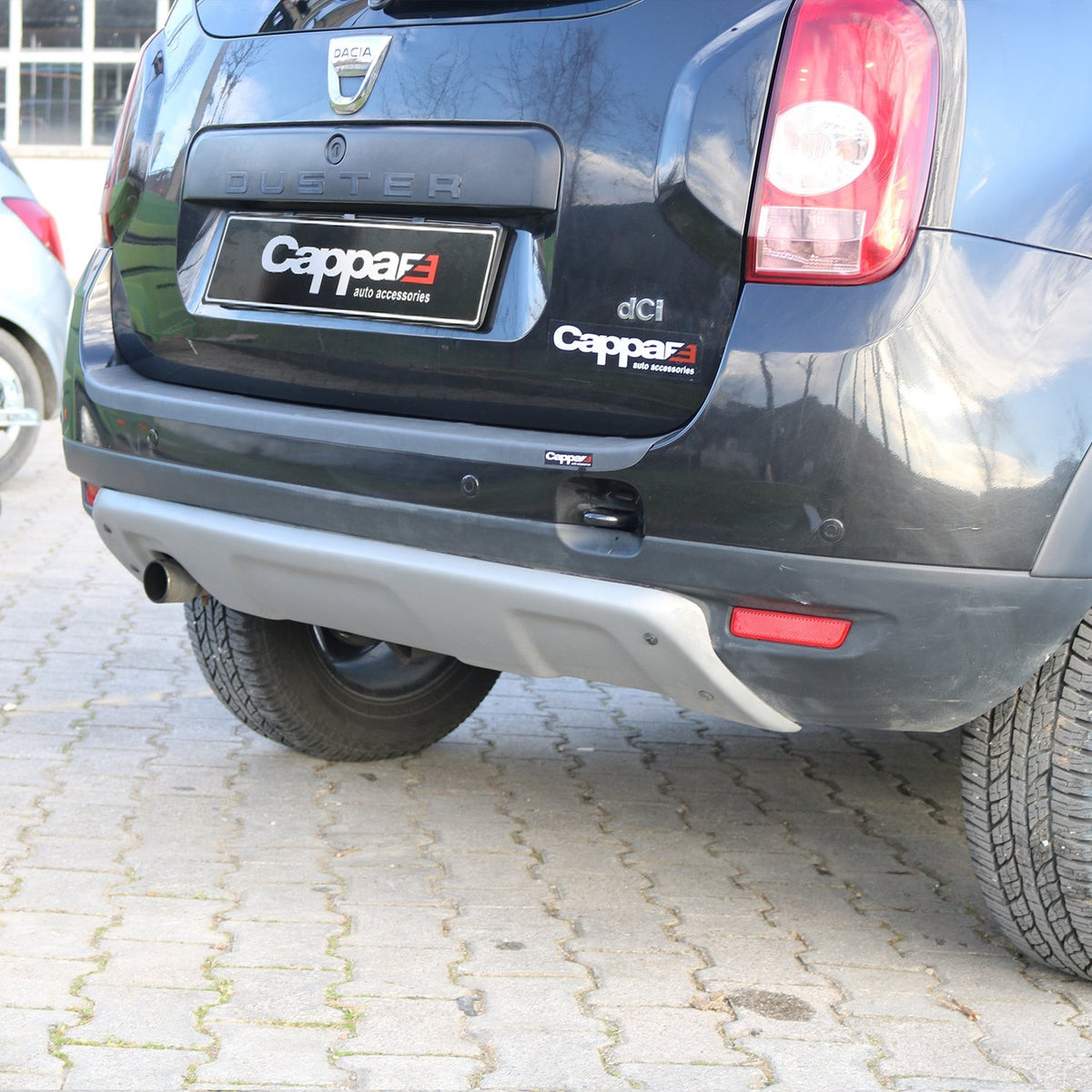Dacia Duster 2 2018-2021 ile Uyumlu Arka Tampon U Difüzör Gri Mat