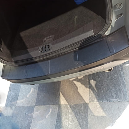 Ford Kuga 2 2012-2016 ile Uyumlu Arka Tampon Eşiği