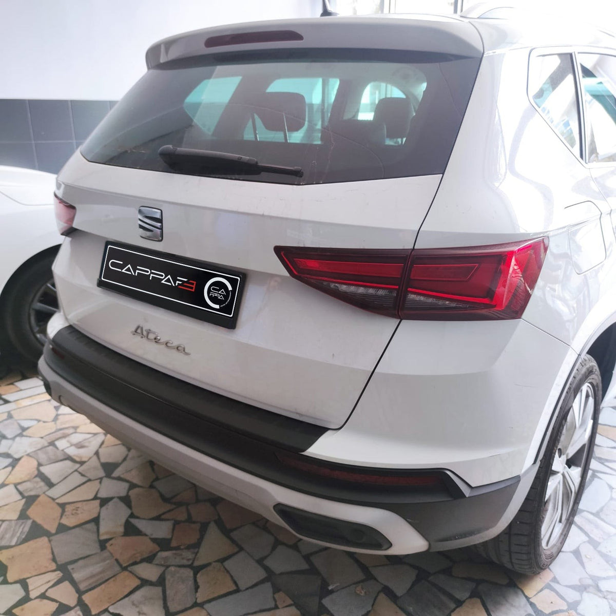 Seat Ateca 2016-2026 ile Uyumlu Arka Tampon Eşiği