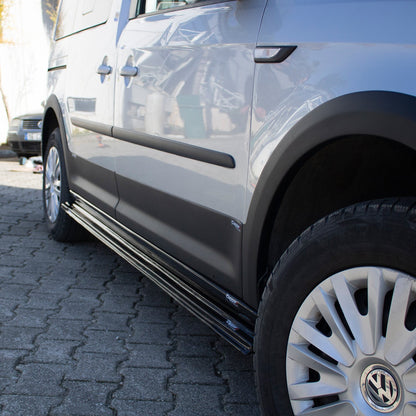 Volkswagen Caddy 4 2015-2020 ile Uyumlu Marşpiyel Kaplama Kısa Şase