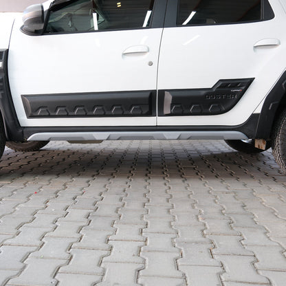 Renault / Dacia Duster 3 2024-2026 ile Uyumlu Marşpiyel Kaplama 2 Adet