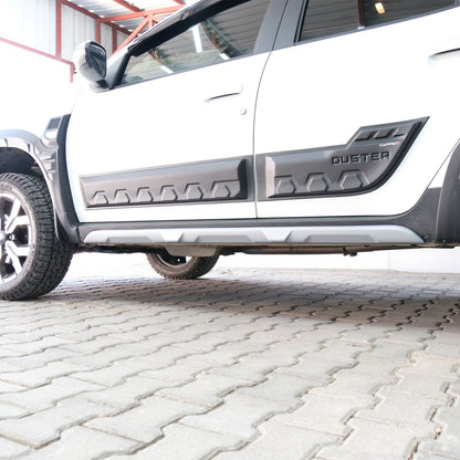 Renault / Dacia Duster 3 2024-2026 ile Uyumlu Marşpiyel Kaplama 2 Adet