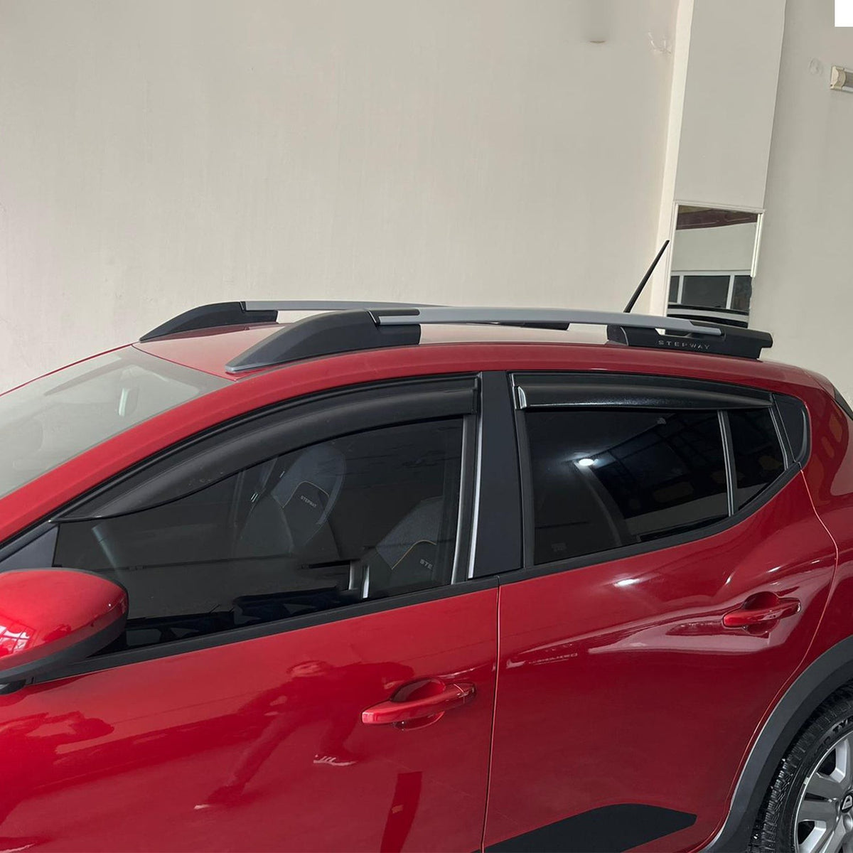 Dacia Sandero 3 2021-2026 kromlu cam rüzgarlığı 4 parçalı set – 7