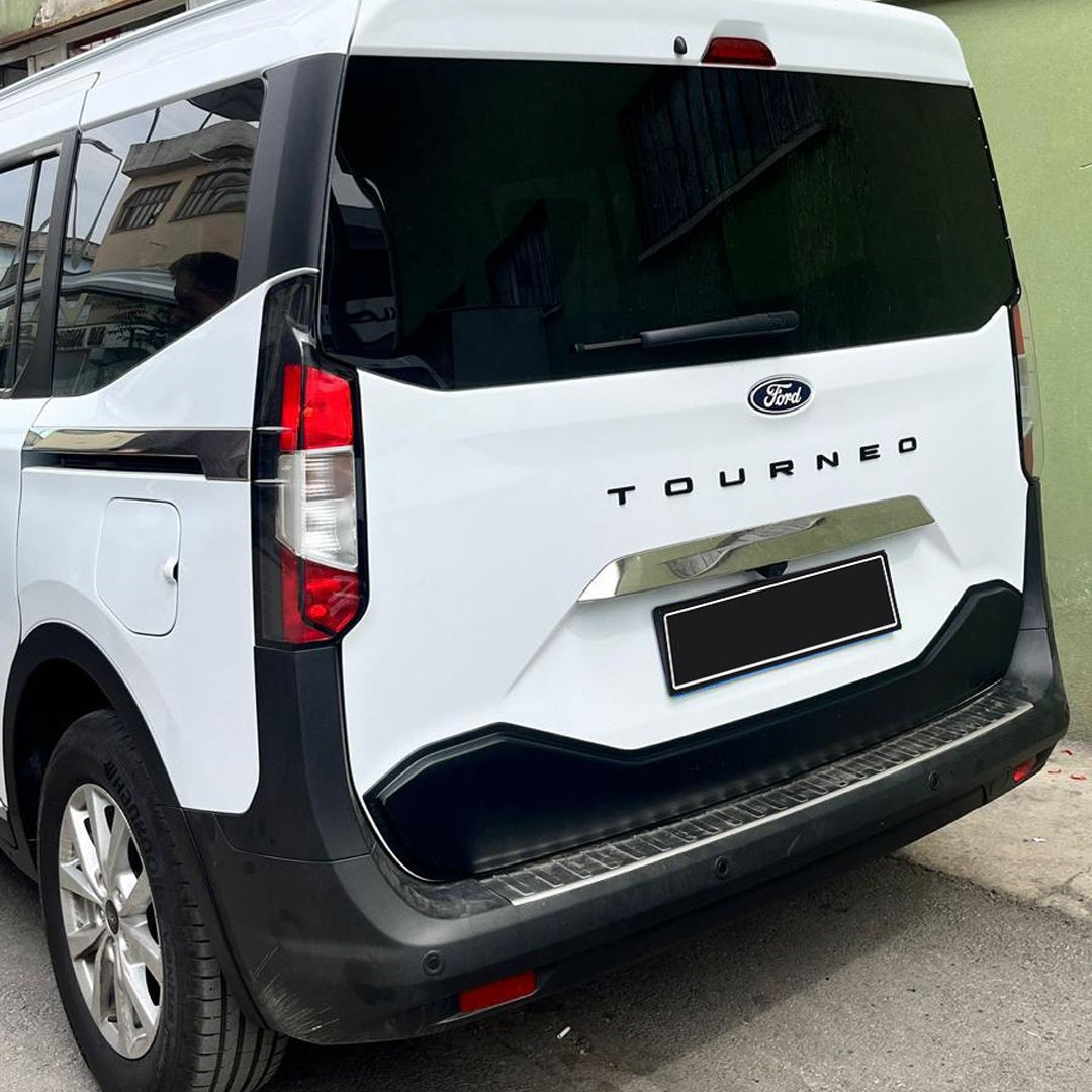 Ford Courier 1 2018-2023 bagaj kapağı dekor çıtası – 10