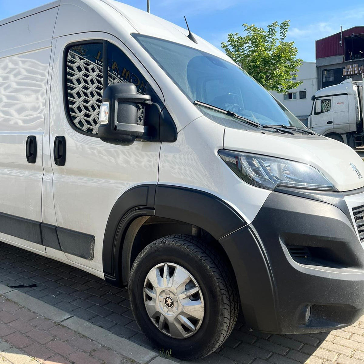 Fiat Ducato 3 2014-2026 beyaz teker üstü kaplama 2 parçalı set – 8