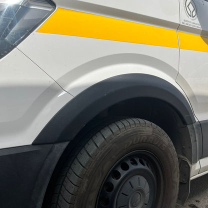 Volkswagen Crafter 2 2018-2026 ile Uyumlu Teker Üstü Kaplama Beyaz Mat 4 Adet